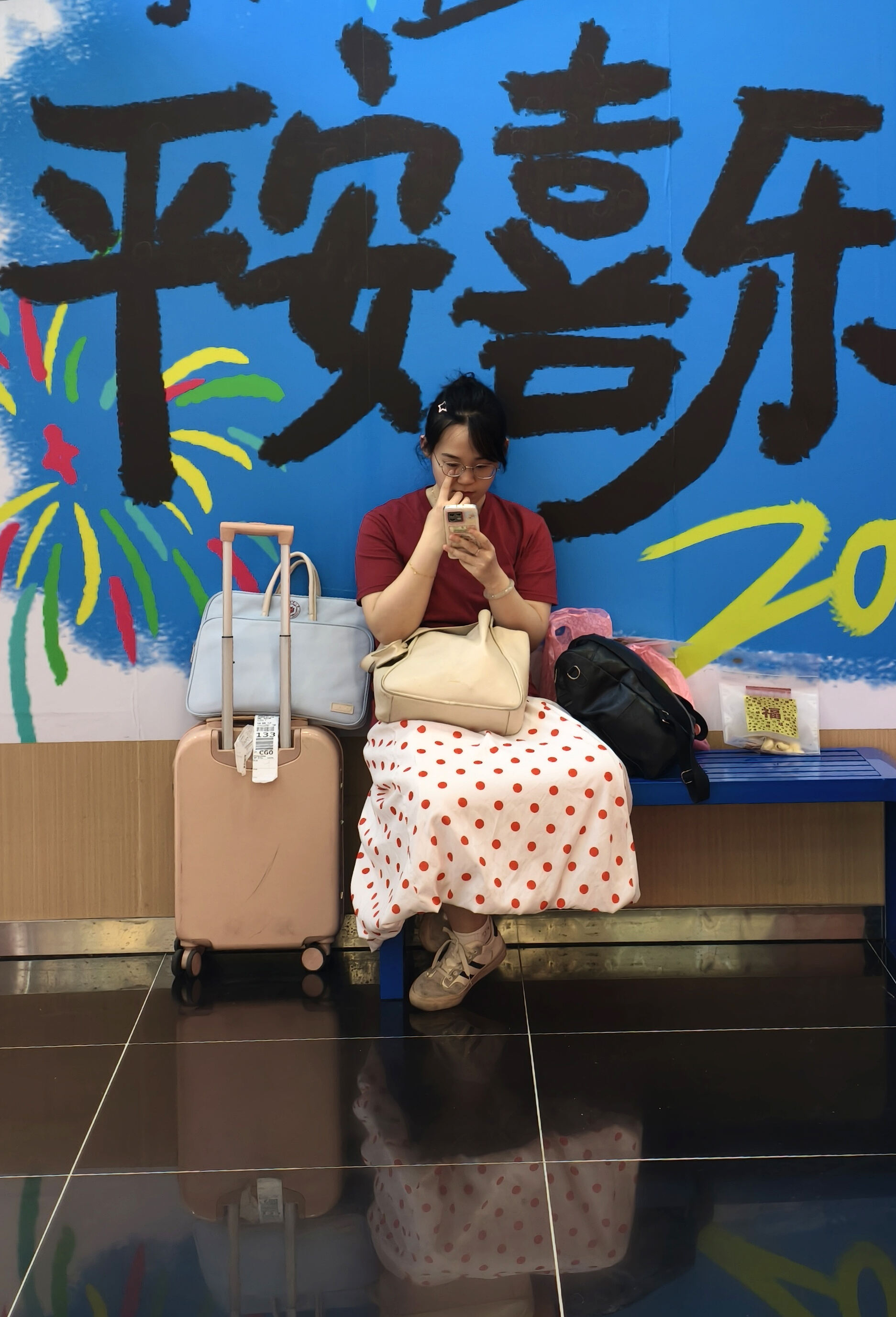 天气酷热，人防工程纳凉点舒适安逸