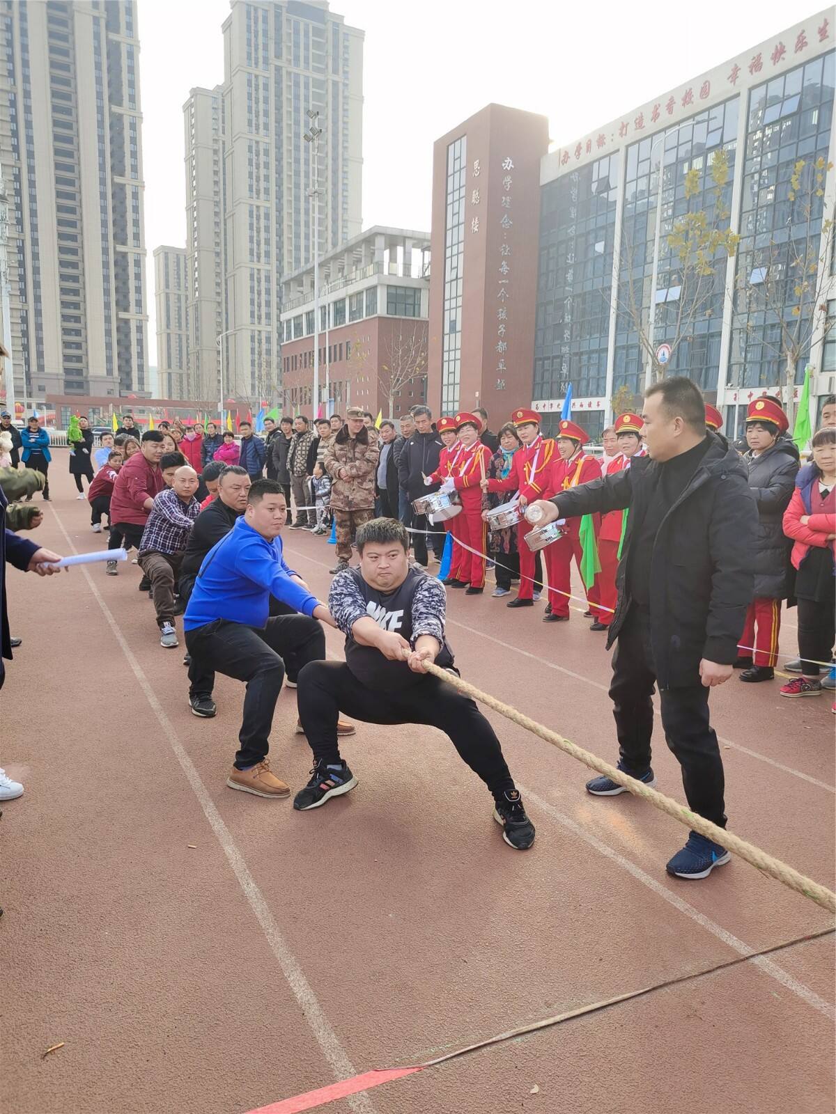 高新区石佛村举办第一届冬季全民运动会 赛出了精气神，嗨翻了幸福味