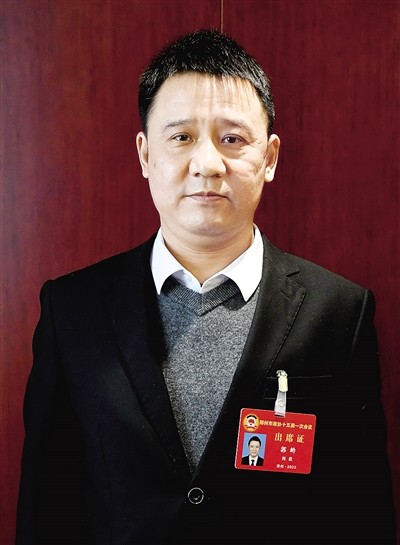郭岭.jpg 郭岭.jpg