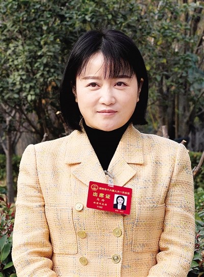 马玲.jpg 马玲.jpg