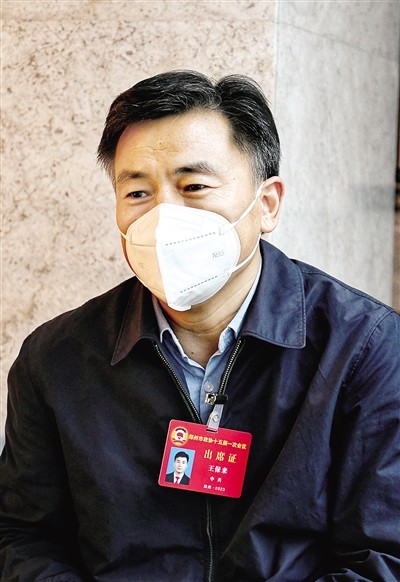 王保来.jpg 王保来.jpg