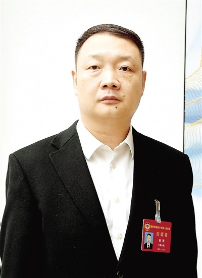 杜鎏.jpg 杜鎏.jpg