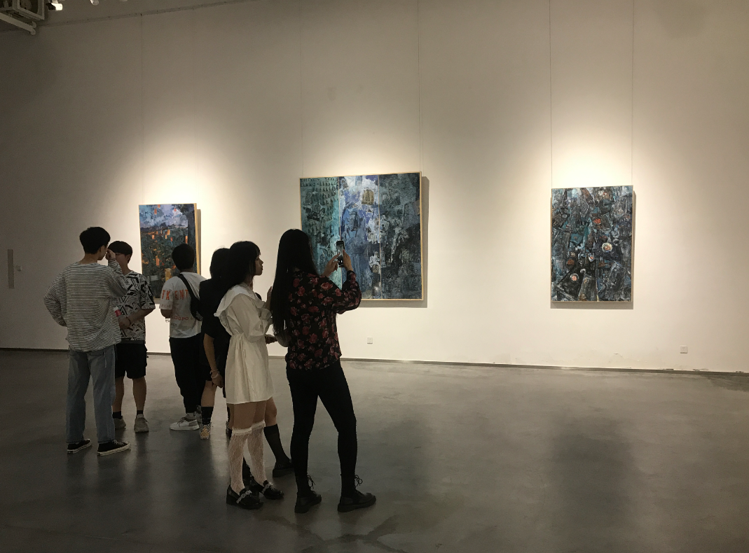 四人作品展"在石佛艺术公社画廊开幕.