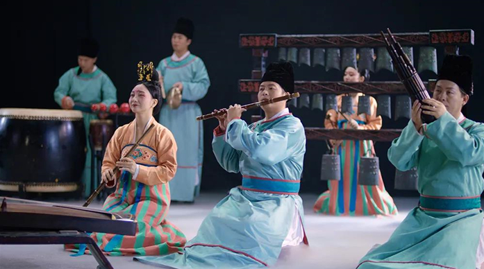 感谢曾为河南伸出援手的全国朋友,河南博物院华夏古乐团演绎公益歌曲