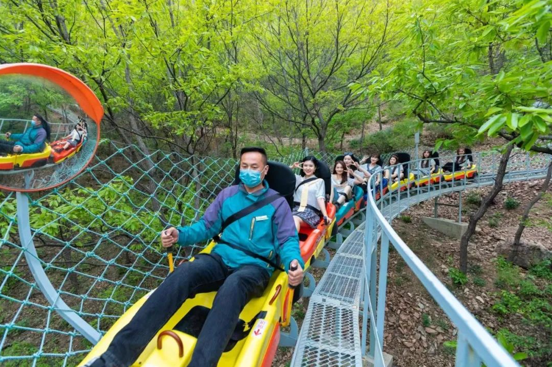 虎虎生风伏羲山旅游区春节长假年味儿浓浓