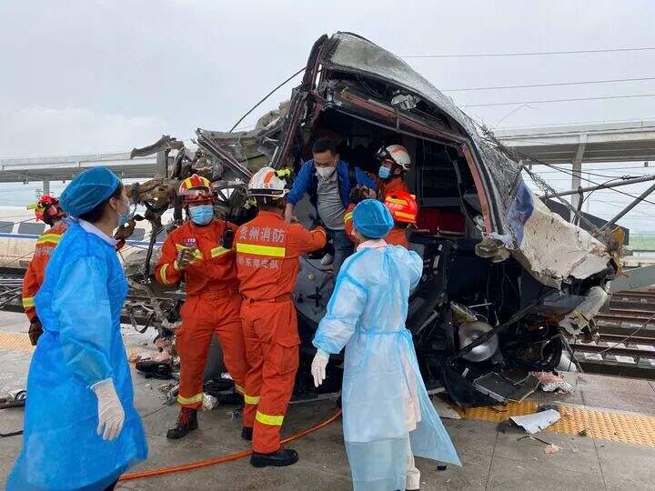 65早點晚報神舟十四號載人飛船今日10時44分發射鄭州通報新增2例無